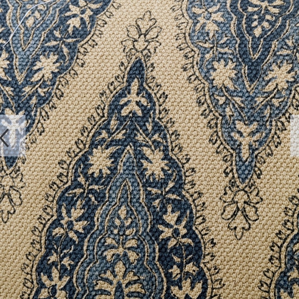 Pottery Barn Abel Reversible lumbar Pillow Cover - Picture 5 of 7